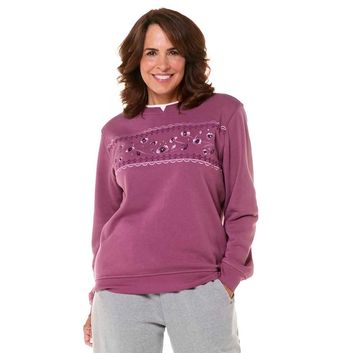 Hoodies & Sweatshirts