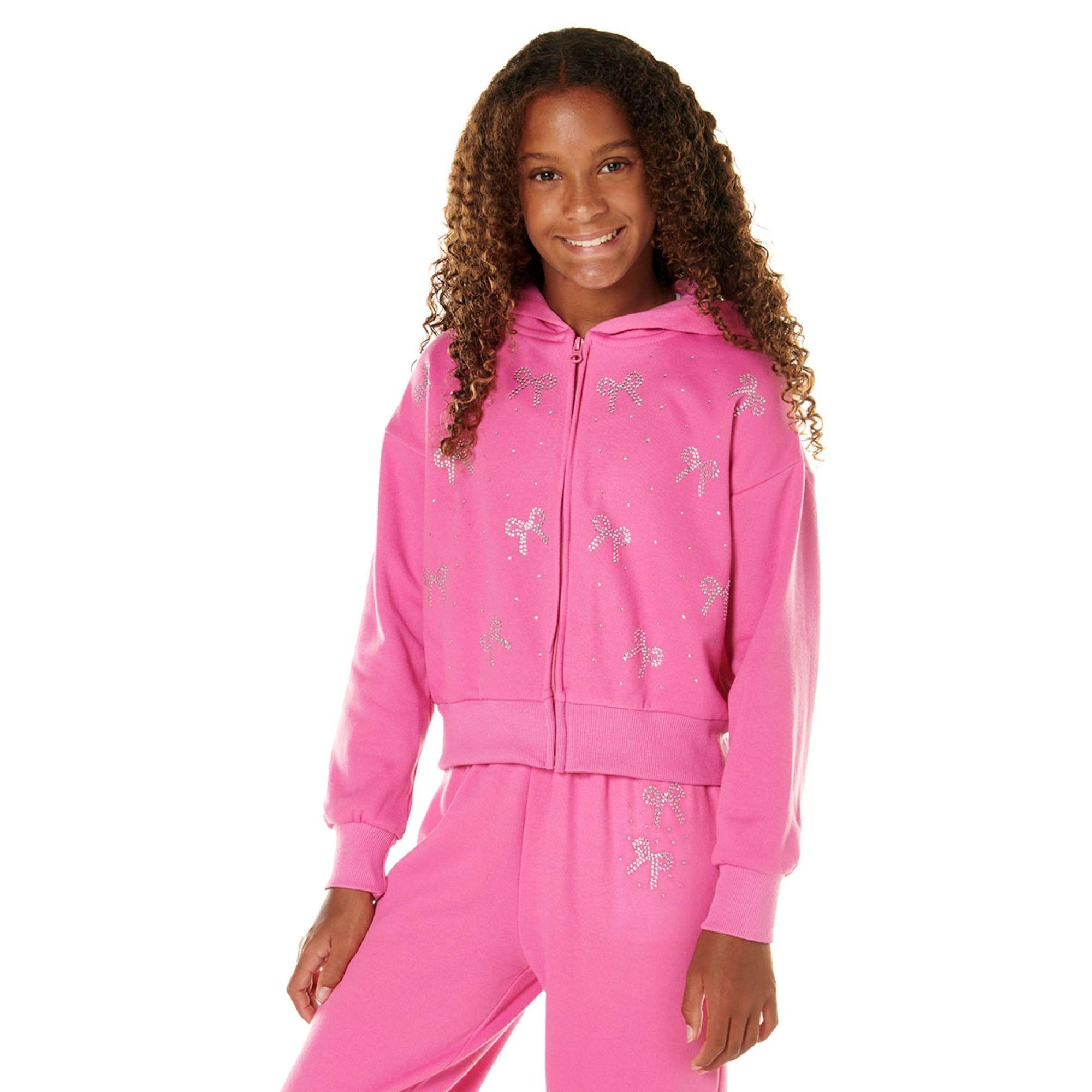 Hoodies & Sweatshirts
